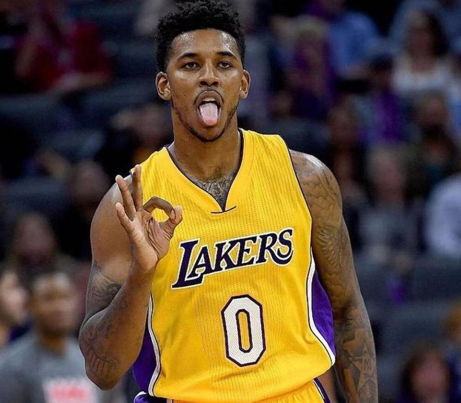 姆巴佩需要 姆巴佩需要