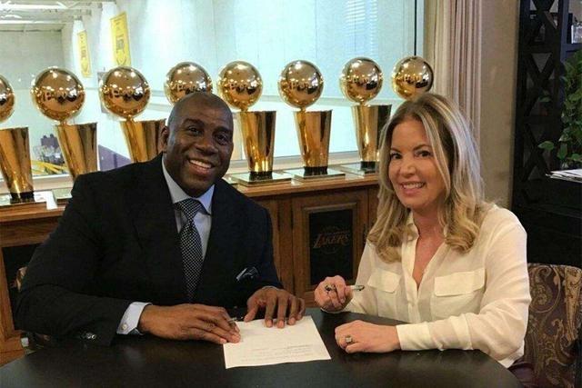 多语种解说 多语种解说