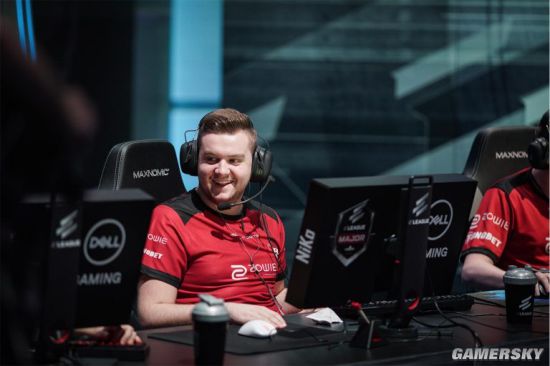 转会窗口越 转会窗口越