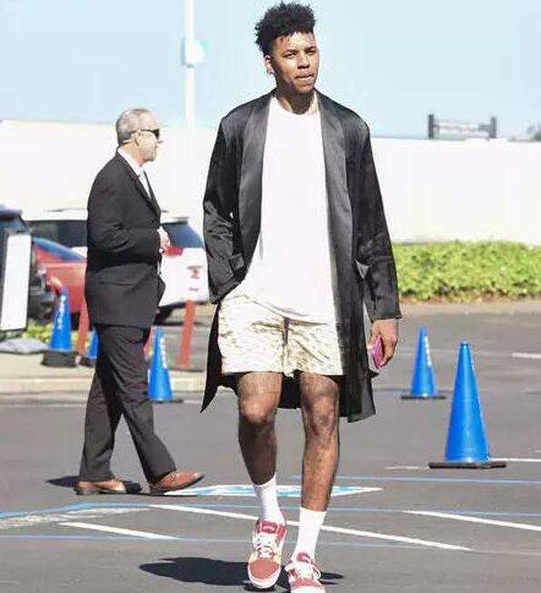 具体玩法上 具体玩法上